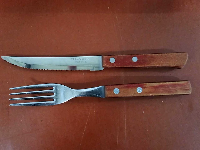 Tramontina - steak bestek mes en vork set (50x) - afbeelding 1 van  4