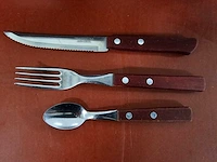 Tramontina - steak bestek mes, vork en lepel set (45x) - afbeelding 1 van  3