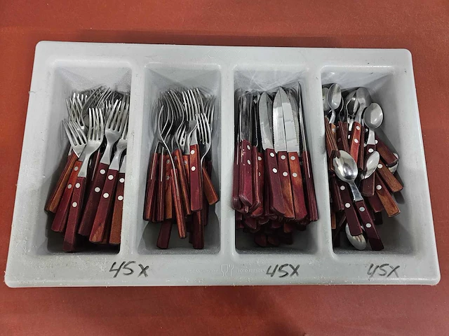 Tramontina - steak bestek mes, vork en lepel set (45x) - afbeelding 3 van  3