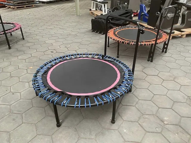 Trampoline - afbeelding 2 van  4