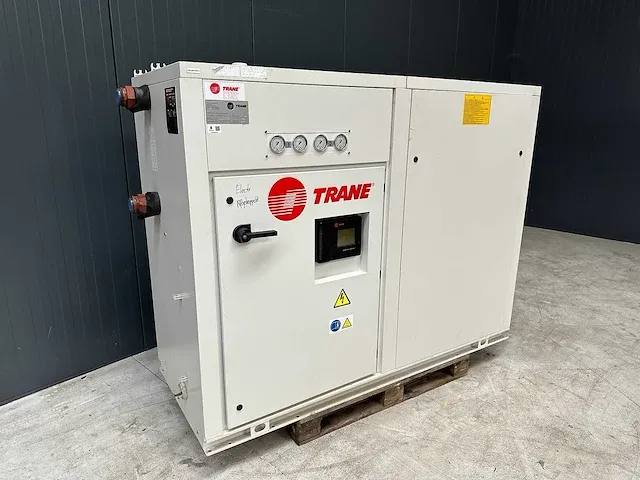 Trane - ecgwh 230 - chiller/warmtepomp - afbeelding 1 van  6