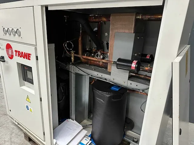 Trane - ecgwh 230 - chiller/warmtepomp - afbeelding 4 van  6