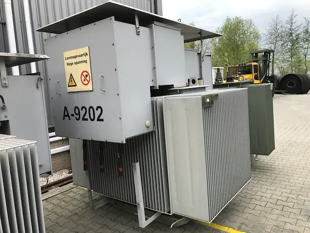 Transformator 1600 kva 20.500/420 volt - afbeelding 6 van  11