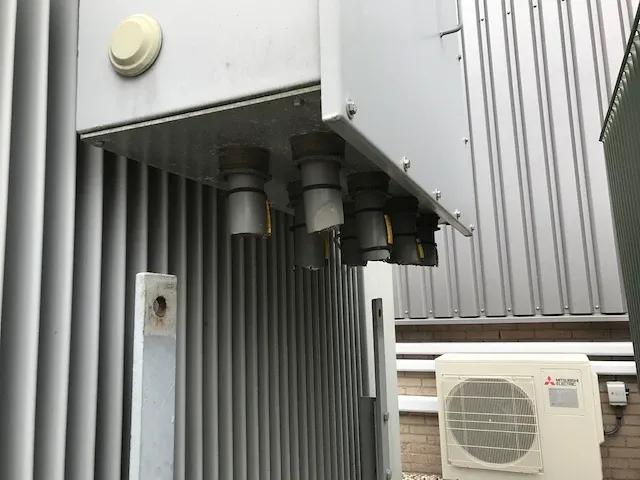 Transformator 1600 kva 20.500/420 volt - afbeelding 10 van  11