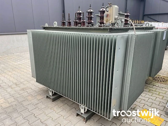 Transformator 2000 kva 15.750/3.000 volt - afbeelding 1 van  8