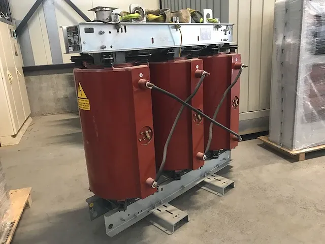 Transformator 800 kva 21.500/1 kv - afbeelding 5 van  11