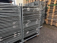 Transport kar (235x) met bled (848x) - afbeelding 2 van  12