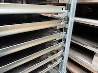 Transport kar (235x) met bled (848x) - afbeelding 6 van  12