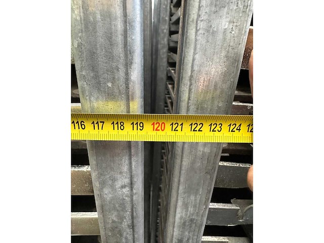 Transport kar (235x) met bled (848x) - afbeelding 4 van  12