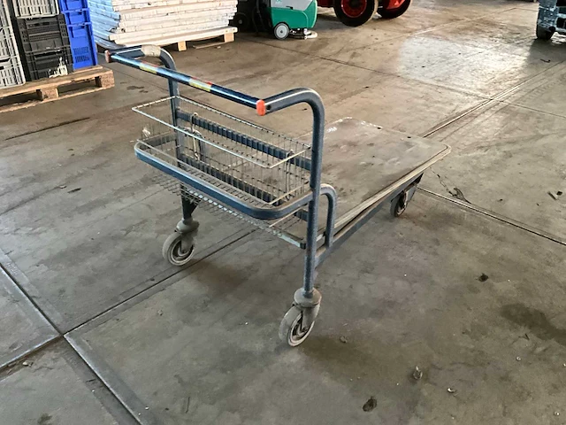 Transport kar - afbeelding 2 van  4