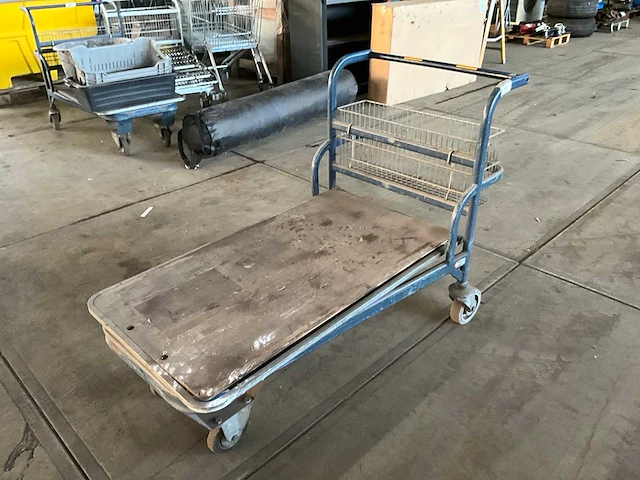 Transport kar - afbeelding 4 van  4