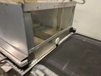 Transportband met onstsmettings cabine - afbeelding 10 van  10