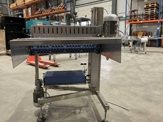 Transportband met ventilatie systeem - afbeelding 10 van  12