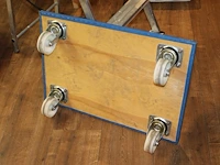 Transporthondje met afm. 72 x 48 cm. - afbeelding 2 van  2
