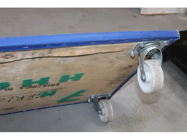 Transporthondje met afmeting 60 x 80 cm. - afbeelding 2 van  2