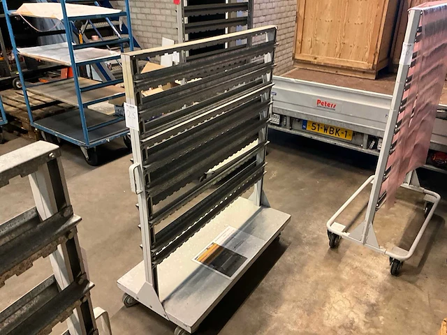 Transportkar voor magazijnbakken - afbeelding 2 van  8