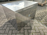 Transportkist onderbouw vrachtwagen - afbeelding 6 van  11