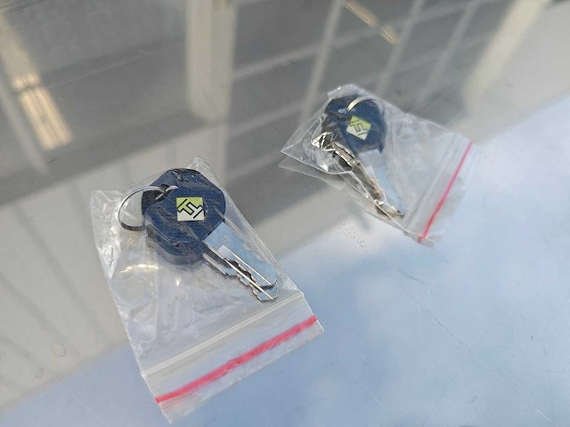 Transportkist onderbouw vrachtwagen - afbeelding 10 van  11