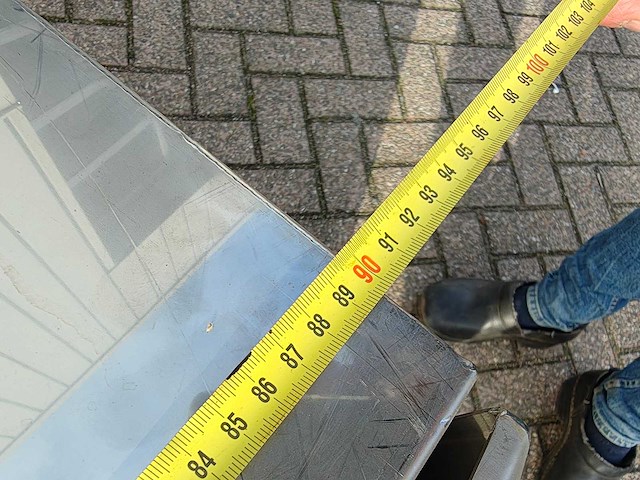 Transportkist onderbouw vrachtwagen - afbeelding 11 van  11