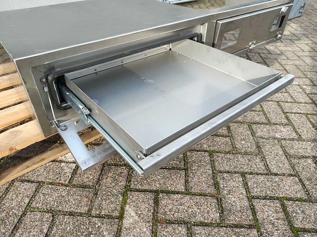 Transportkist onderbouw vrachtwagen - afbeelding 7 van  11