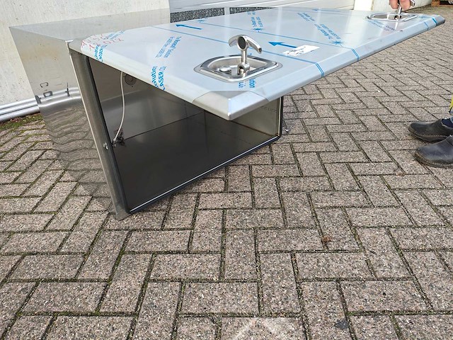 Transportkist onderbouw vrachtwagen - afbeelding 7 van  11