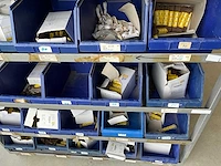 Transportwagen v.v. assortimentsbakjes en schoenveters - afbeelding 8 van  9