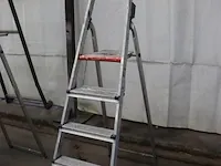 Trap - 160x33x90 cm - afbeelding 1 van  1