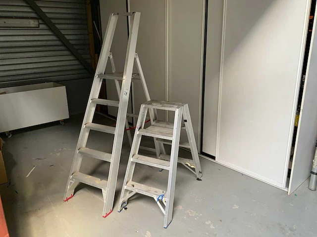 Trap (2x) - afbeelding 1 van  2