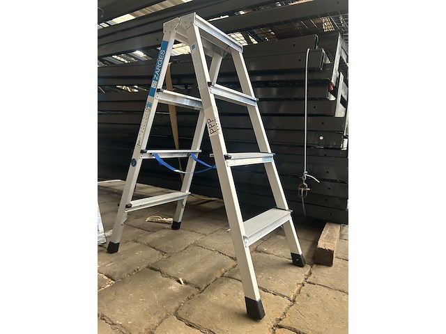 Trap met veiligheidsplatform 2x4 treden zarges, xlstep b 41264 - afbeelding 3 van  4