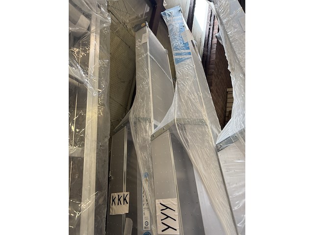 Trap met veiligheidsplatform 8 treden zarges, seventec s 40338 - afbeelding 2 van  2