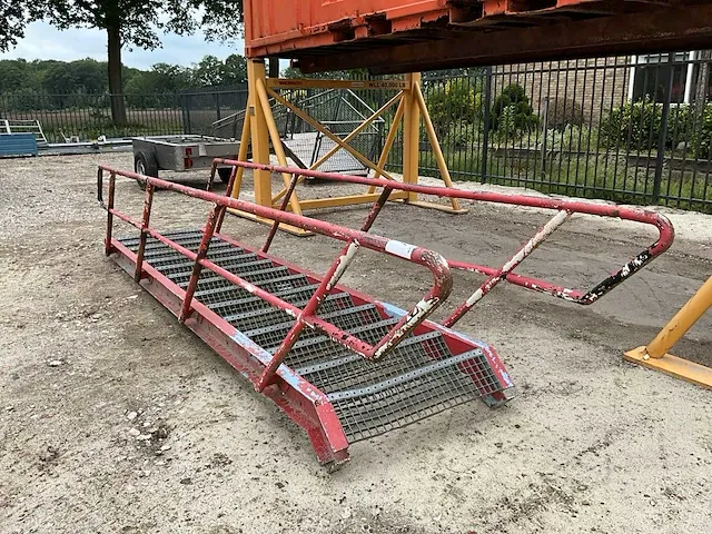 Trap - afbeelding 1 van  6