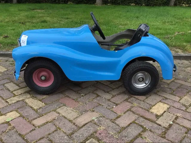 Trapauto vintage speelgoed - afbeelding 2 van  9
