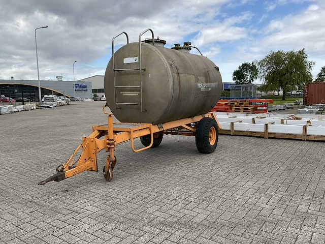 Trapo watertank op trailer 5000 liter - afbeelding 1 van  16