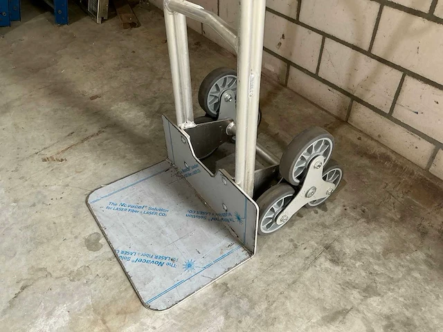 Trapsteekwagen - afbeelding 6 van  6