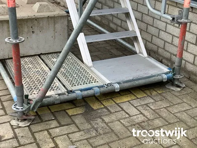 Traptoren - afbeelding 2 van  12