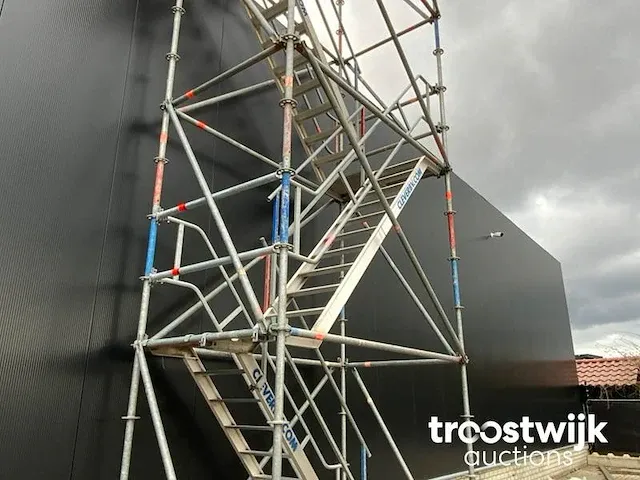 Traptoren - afbeelding 4 van  12