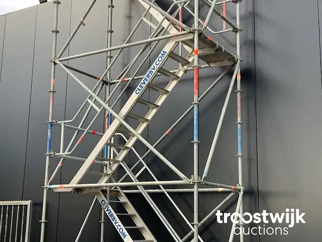 Traptoren - afbeelding 8 van  12