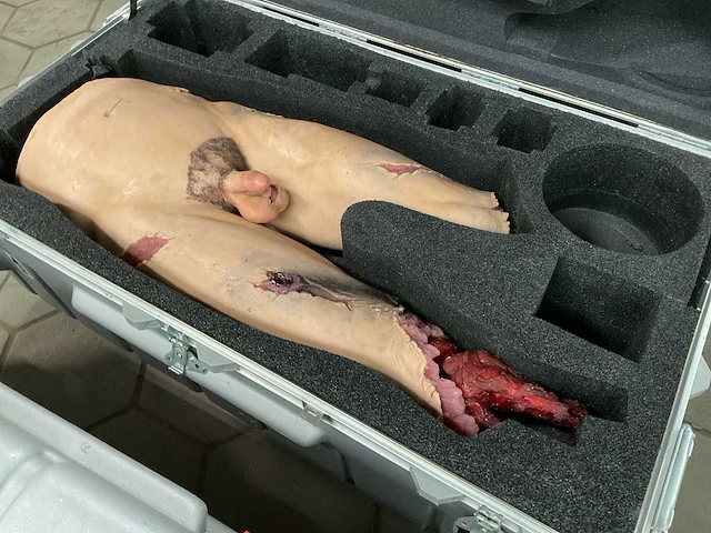 Trauma training aid - afbeelding 3 van  4