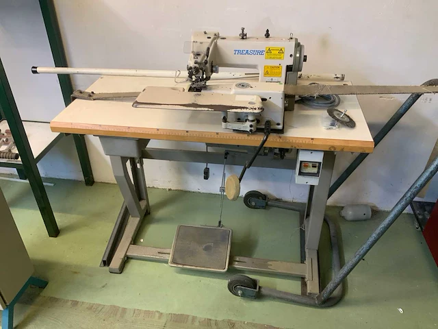 Treasure bs-811 naaimachine - afbeelding 1 van  3