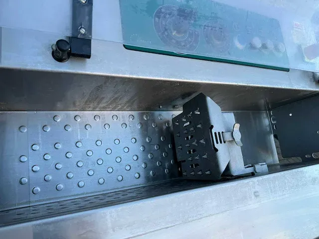 Treif - puma - bevroren vleesbreekmachine / slicer / cottelethakker - afbeelding 6 van  9