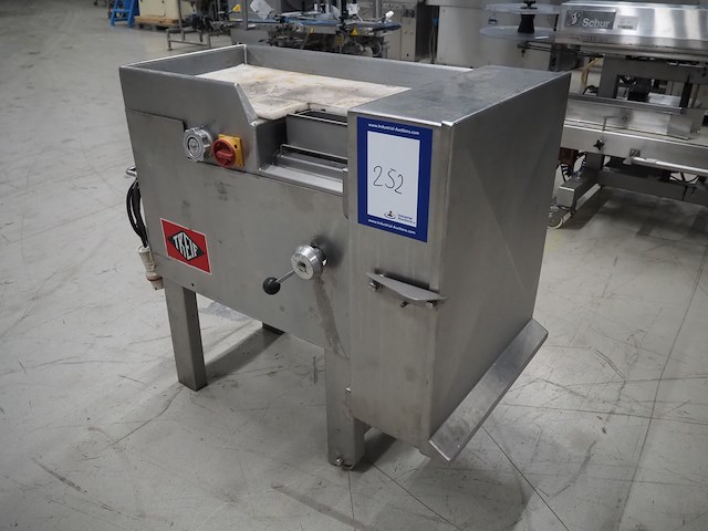 Treif - afbeelding 1 van  12