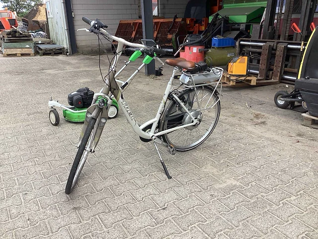Trek hydro formeel elektrische fiets - afbeelding 1 van  9