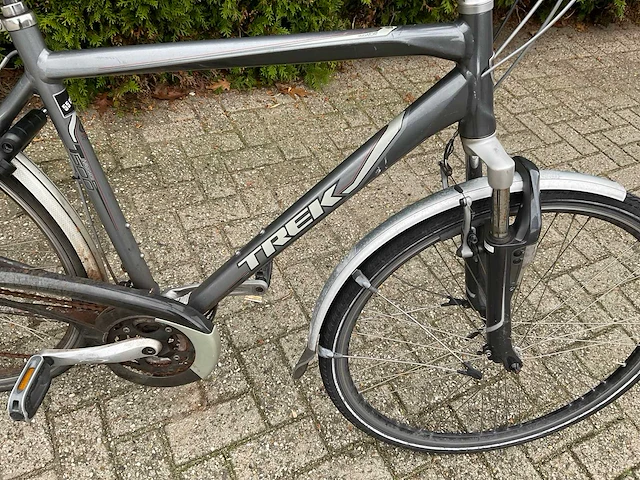 Trek navigator herenfiets - afbeelding 8 van  12
