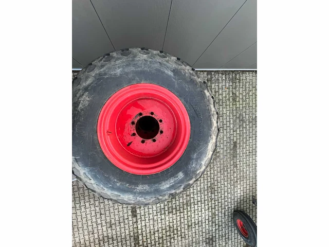 Trelleborg alliance fendt gazonbanden - afbeelding 5 van  16