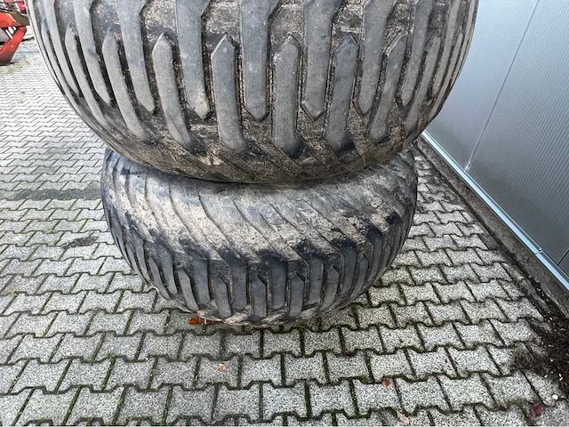 Trelleborg alliance fendt gazonbanden - afbeelding 6 van  16