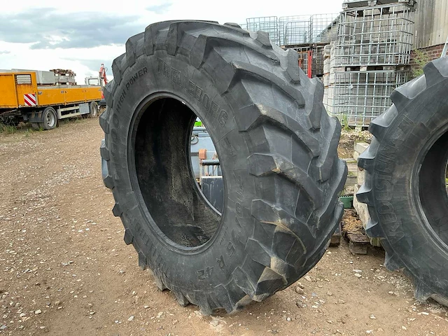 Trelleborg tm900 710/75r42 - afbeelding 7 van  7