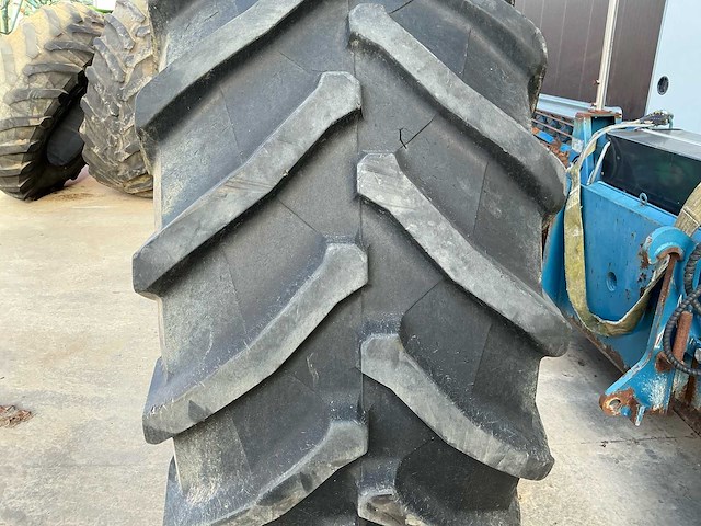 Trelleborg tm900 800/70r38 band, wiel en velg - afbeelding 6 van  7