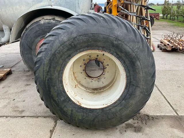 Trelleborg twin 404 band op velg (2x) - afbeelding 10 van  11