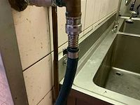 Trelljet waterslang met sproeikop en rvs ophangsysteem - afbeelding 3 van  3