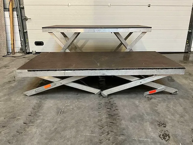 Trenomat - podiumdeel met schaarpoten (200x100 cm) (2x) - afbeelding 6 van  7